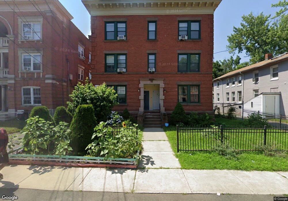 29 Edgewood St, Hartford, CT 06112 - photo 1