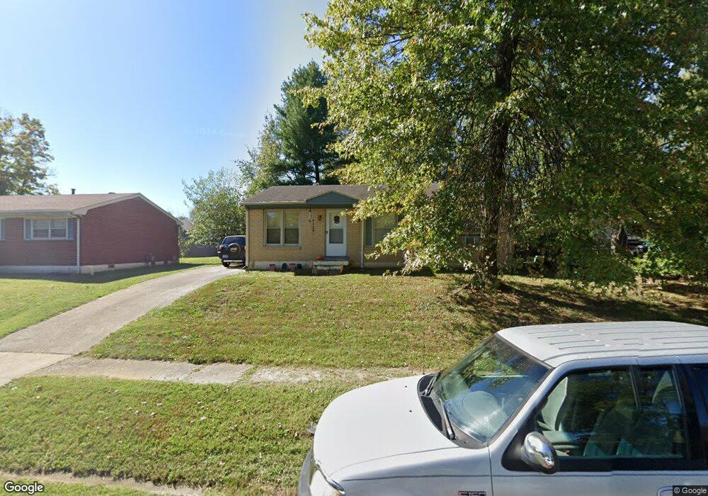 9112 Lantana Dr, Louisville, KY 40229 - photo 1