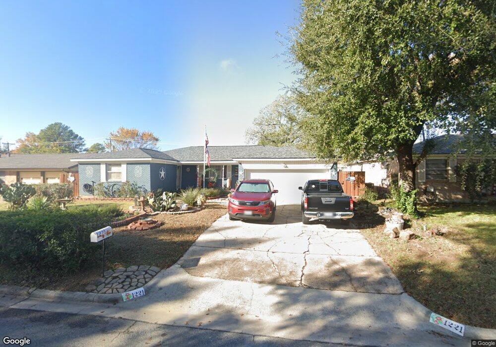 1221 Valley View Ct, Hurst, TX 76053 - photo 1