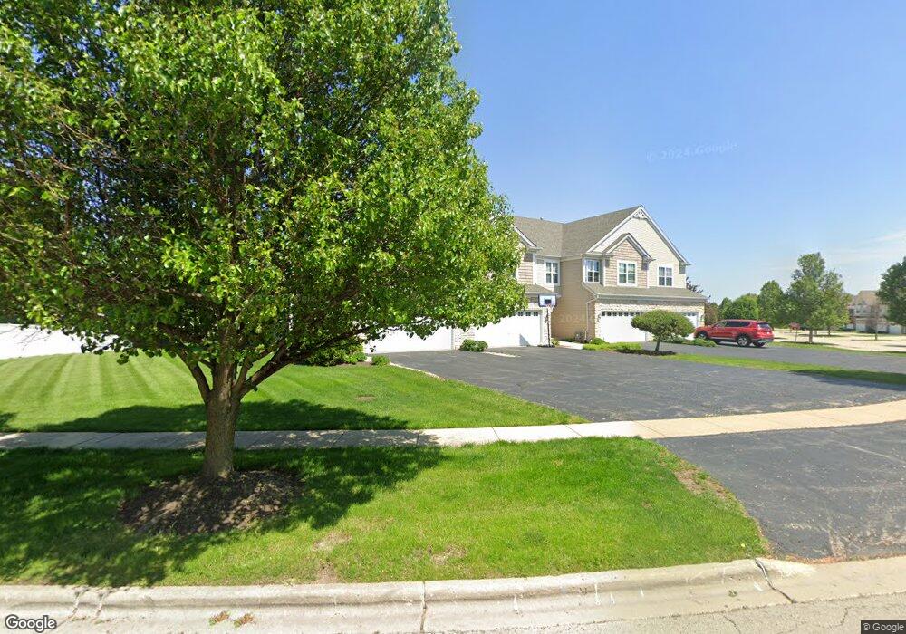 282 Wolverine Dr unit 3, Oswego, IL 60543 - photo 1