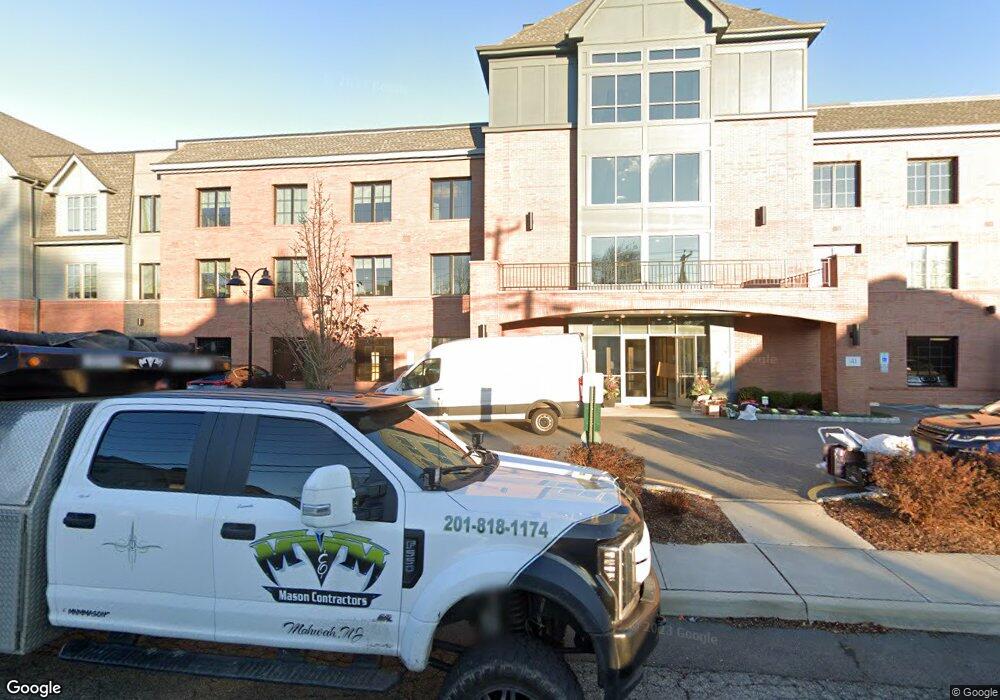 41 W Prospect St unit 203, Waldwick, NJ 07463 - photo 1