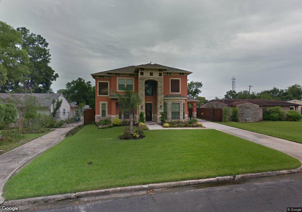 3914 Charleston St, Houston, TX 77021 - photo 1
