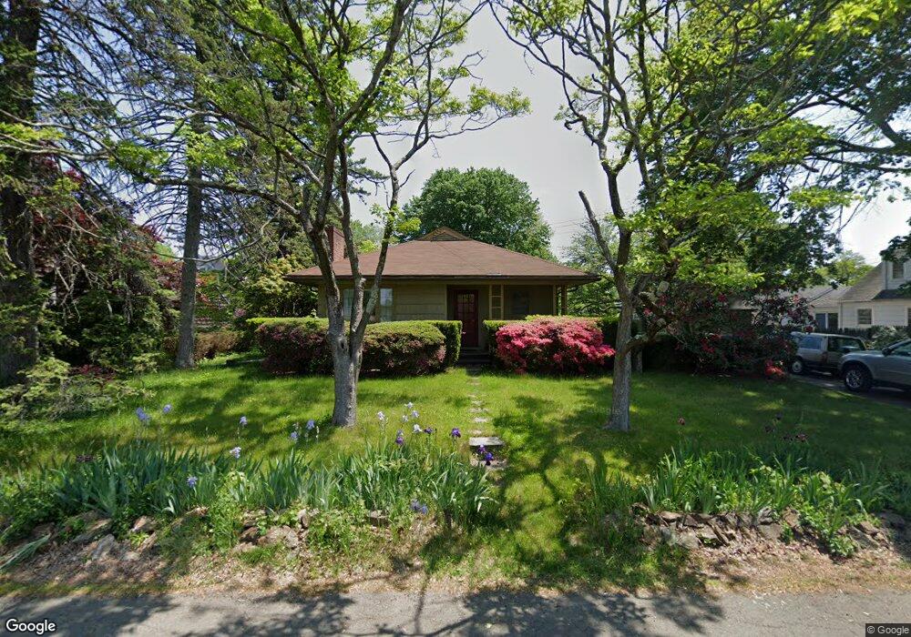 86 Campbell Rd, Bridgeport, CT 06606 - photo 1