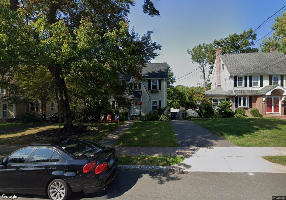 101 Ballard Dr, West Hartford, CT 06119 - photo 1