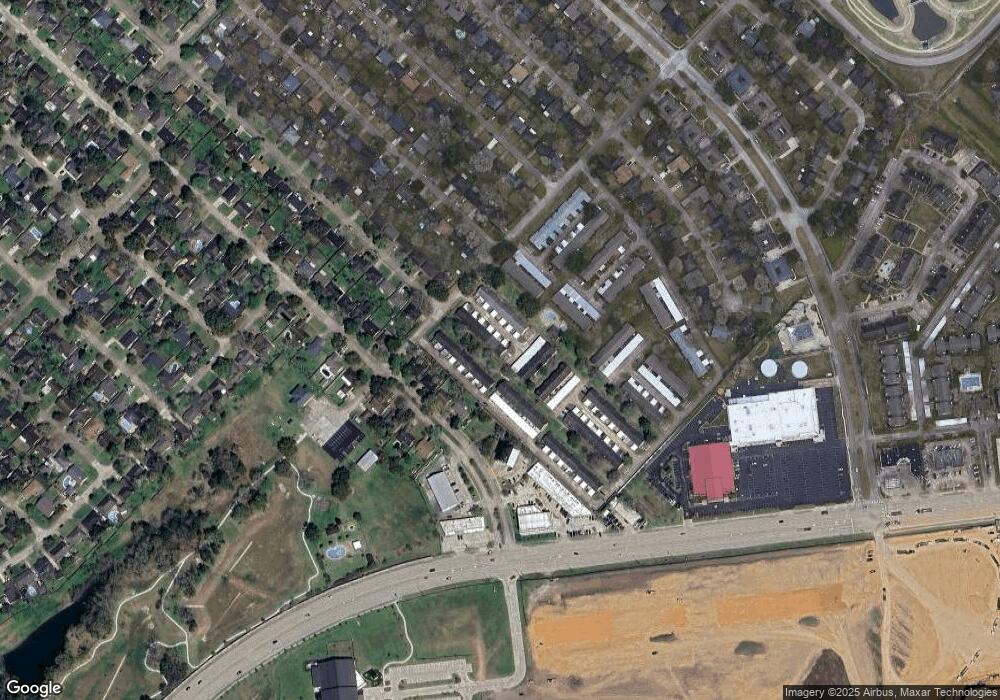 3924 Laura Leigh Dr, Friendswood, TX 77546 - photo 1