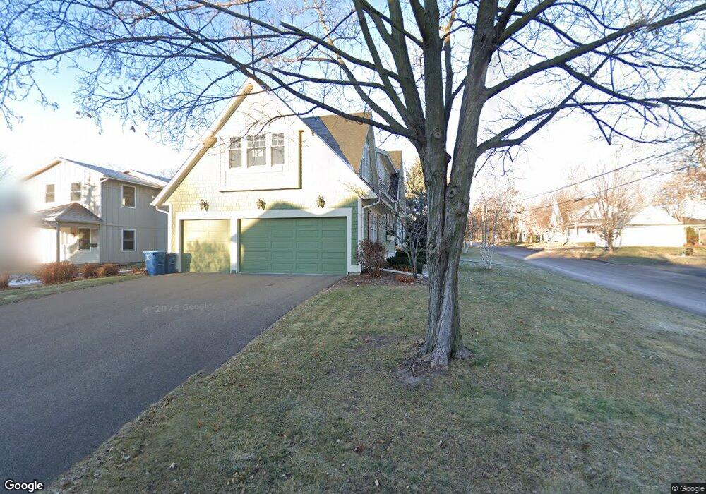 135 Chicago Ave N, Wayzata, MN 55391 - photo 1