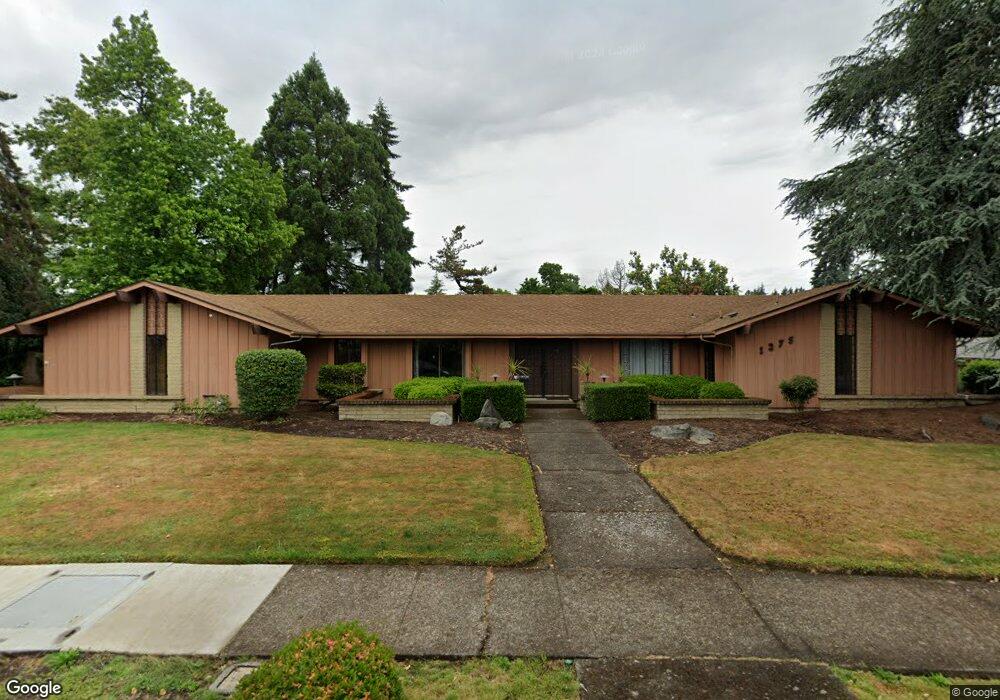 1275 Flintridge Ave, Eugene, OR 97401 - photo 1