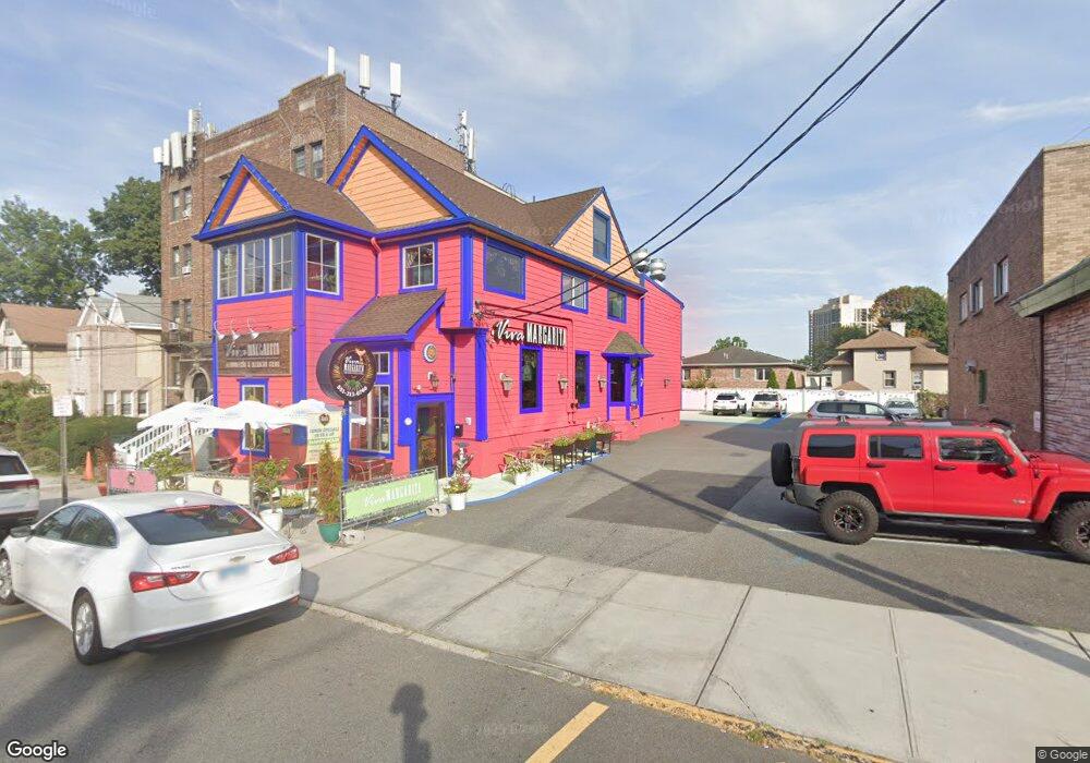 790 Anderson Ave, Cliffside Park, NJ 07010 - photo 1