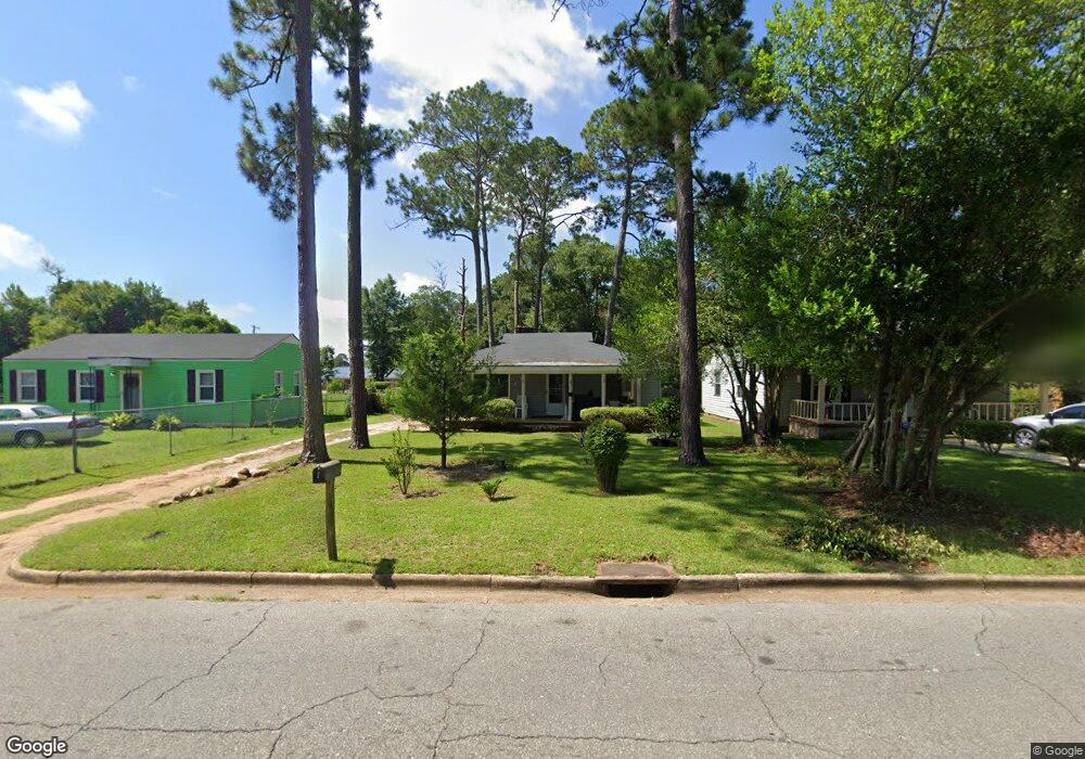 1110 W Lincoln Ave, Albany, GA 31707 - photo 1