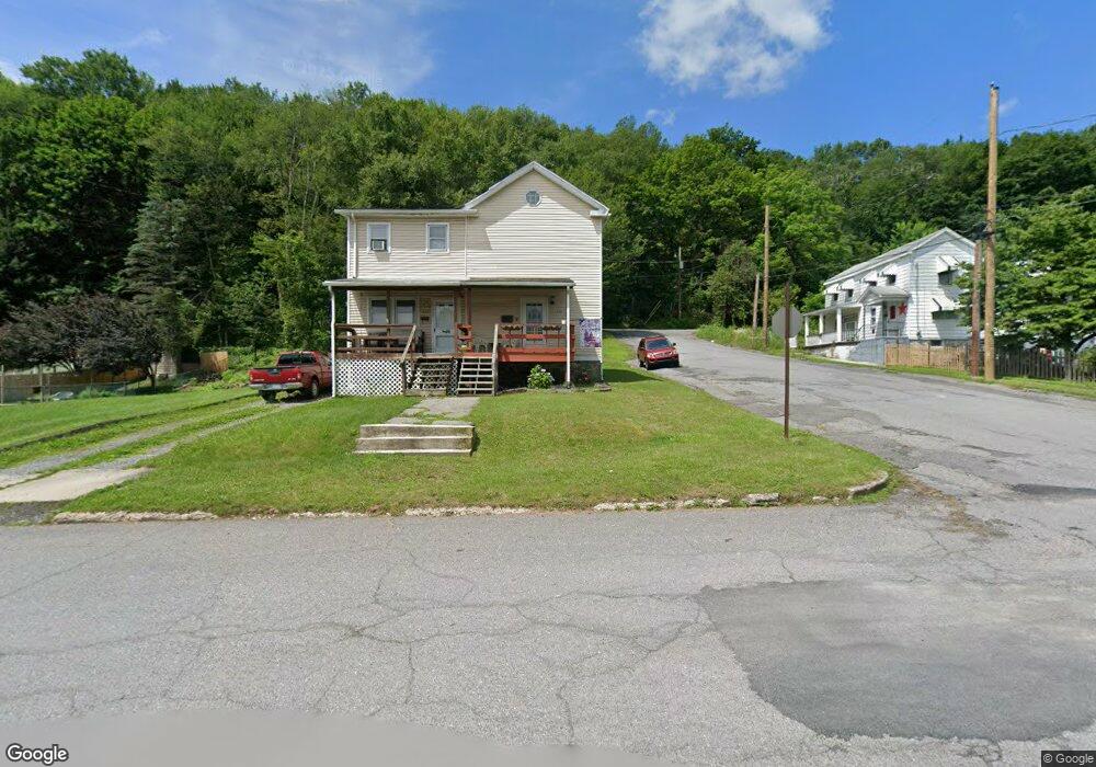 436 Washington St, Tamaqua, PA 18252 - photo 1