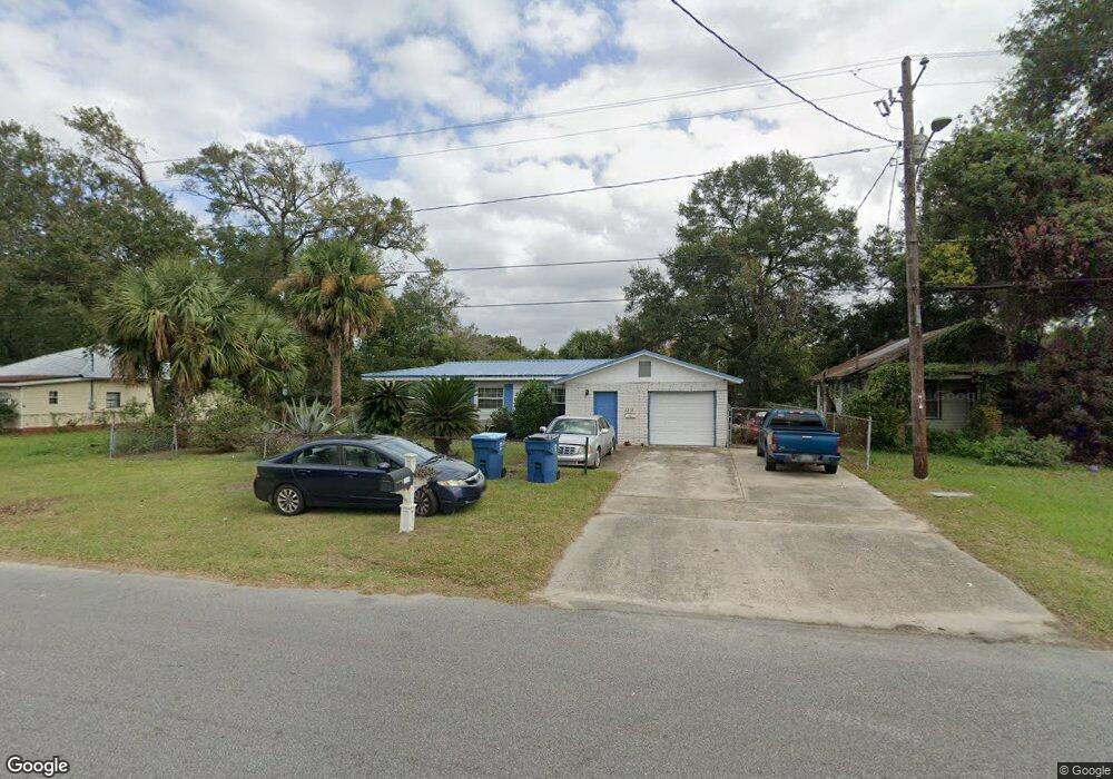 2516 Gordon St, Brunswick, GA 31520 - photo 1