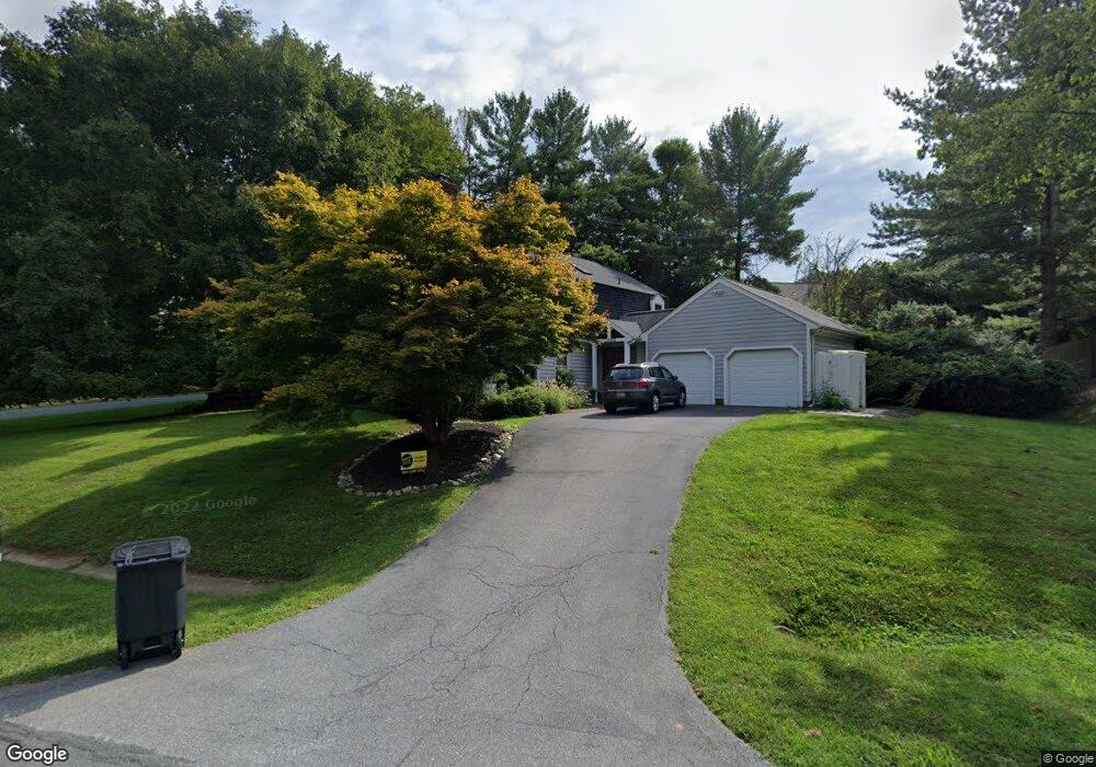 12425 Goldfinch Ct, Potomac, MD 20854 - photo 1