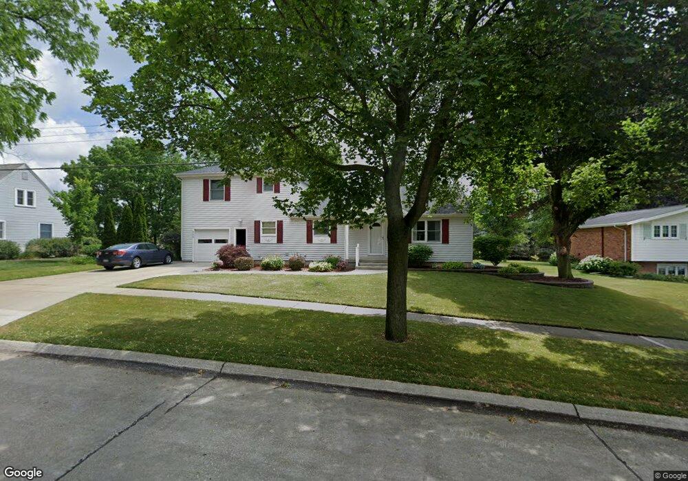 225 Cherry St, Frankenmuth, MI 48734 - photo 1