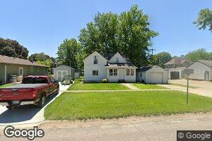 109 W Maple St, Holstein, IA 51025