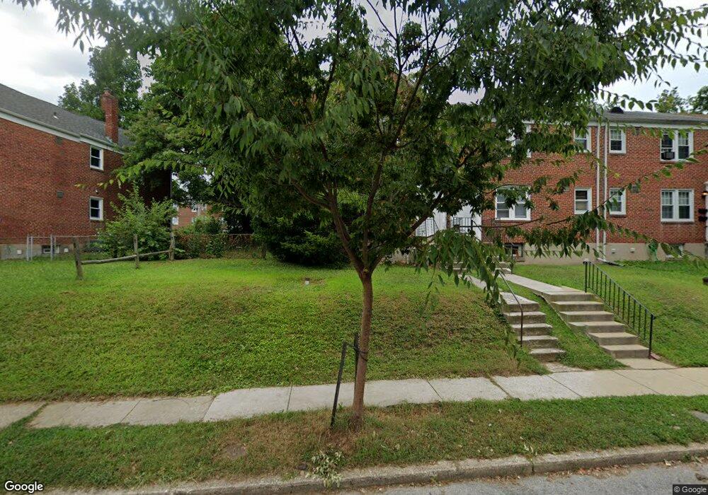 6117 Chinquapin Pkwy, Baltimore, MD 21239 - photo 1