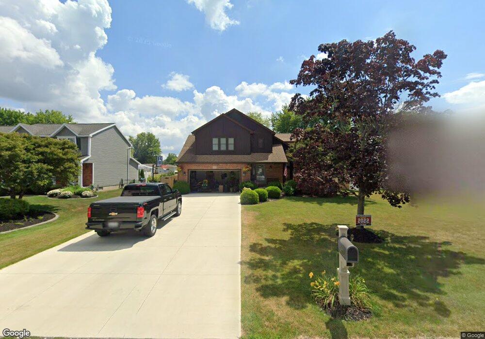 7287 Winbert Dr, North Tonawanda, NY 14120 - photo 1