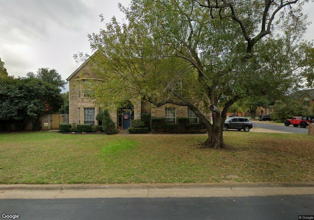 709 Tradonna Ln, Hurst, TX 76054 - photo 1