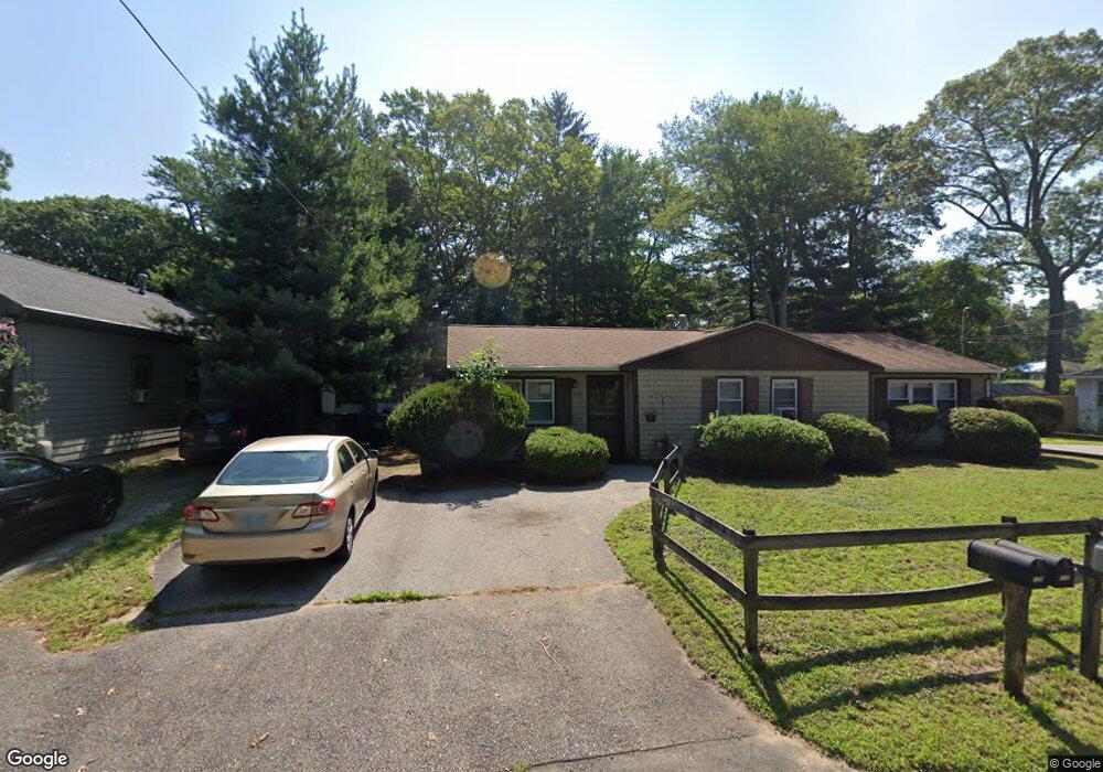 178 Custer St, Warwick, RI 02889 - photo 1