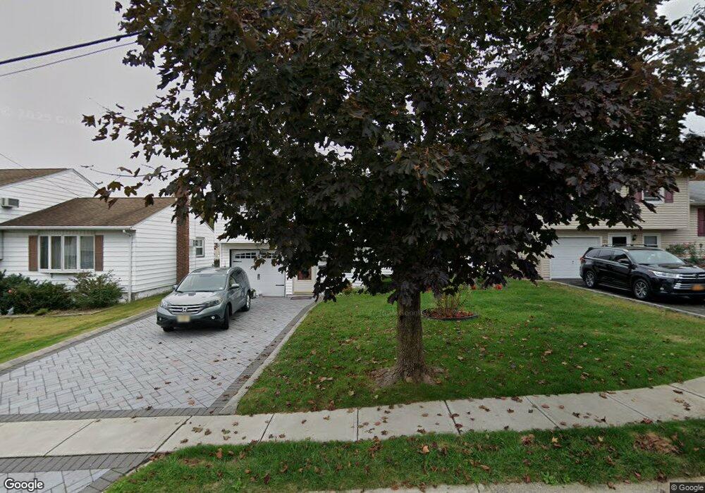 2350 Dunlake Rd, Union, NJ 07083 - photo 1