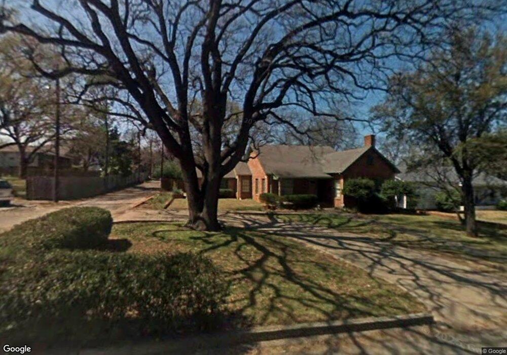 715 N Tone Ave, Denison, TX 75020 - photo 1