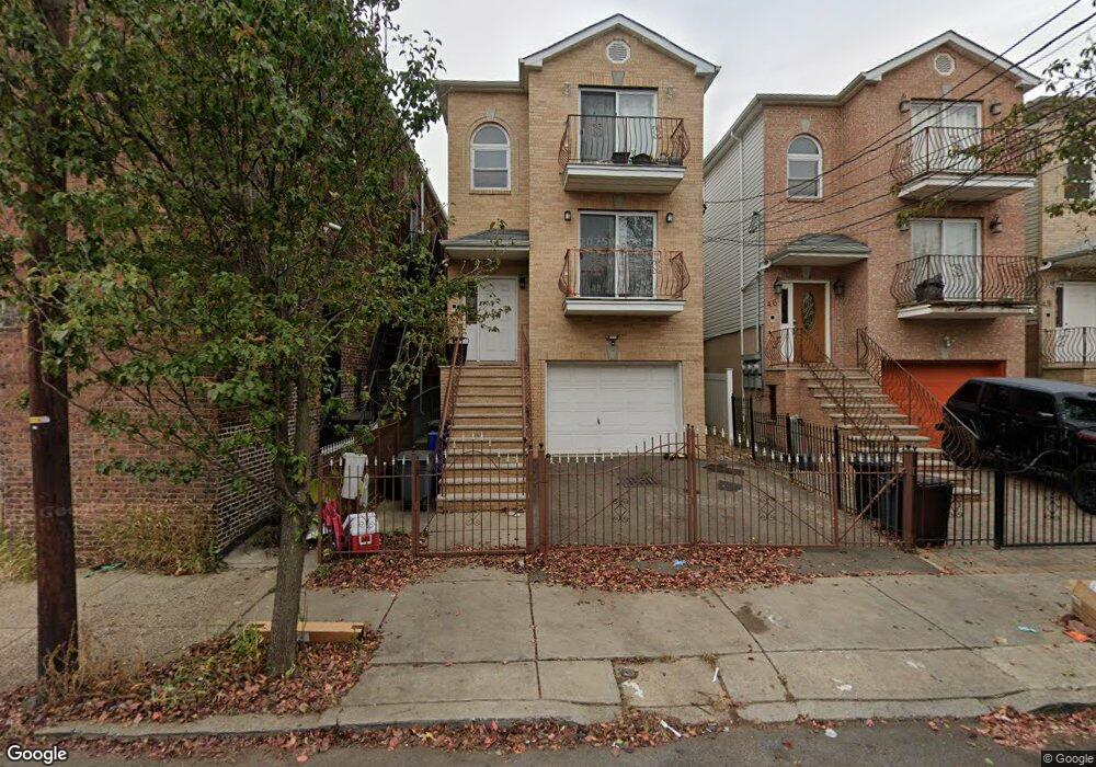 44 Seabury St unit 1, Newark, NJ 07104 - photo 1