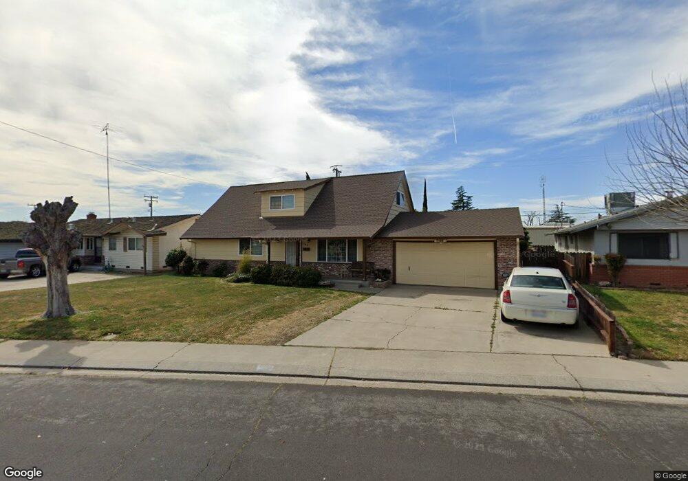 749 El Portal Ave, Manteca, CA 95337 - photo 1