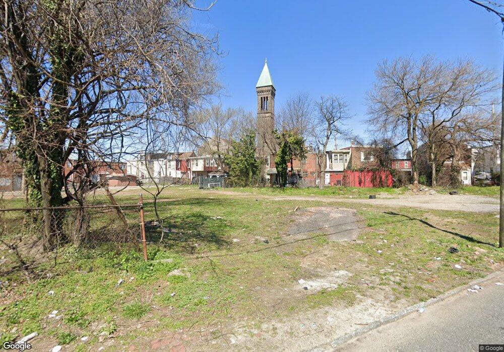 570 Girard Place, Camden, NJ 08103 - photo 1