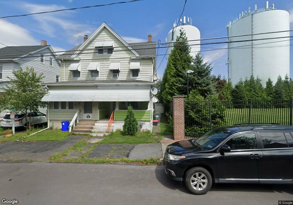 661 Mckinley St, Hazleton, PA 18201 - photo 1