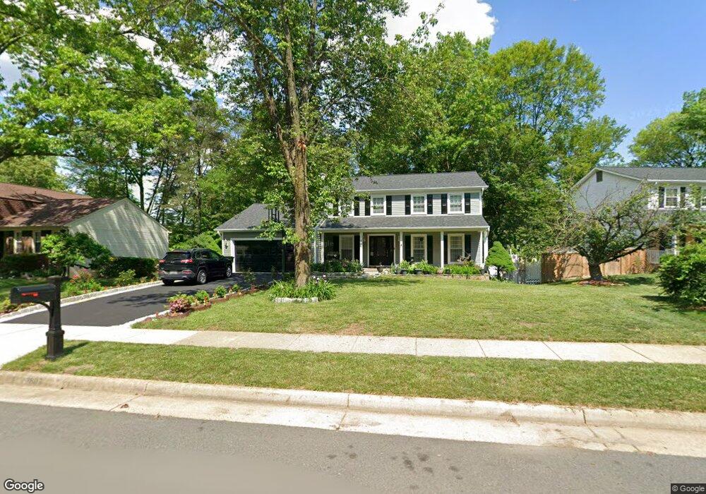 7807 Tower Woods Dr, Springfield, VA 22153 - photo 1