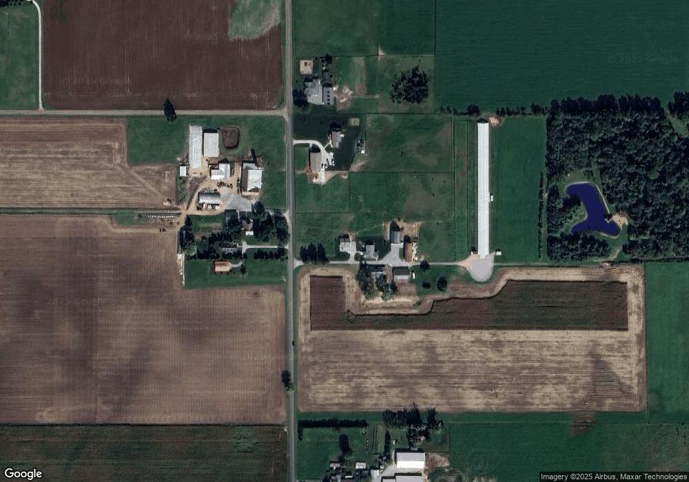 110 Beech Rd unit 106, Nappanee, IN 46550 - photo 1