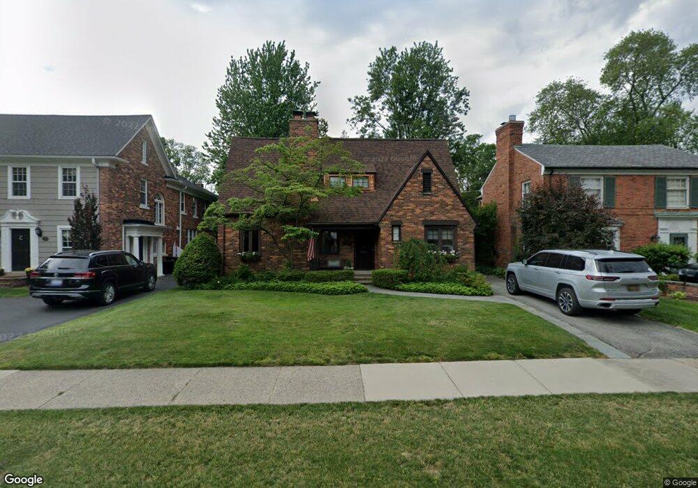 99 Moran Rd, Grosse Pointe Farms, MI 48236 - photo 1