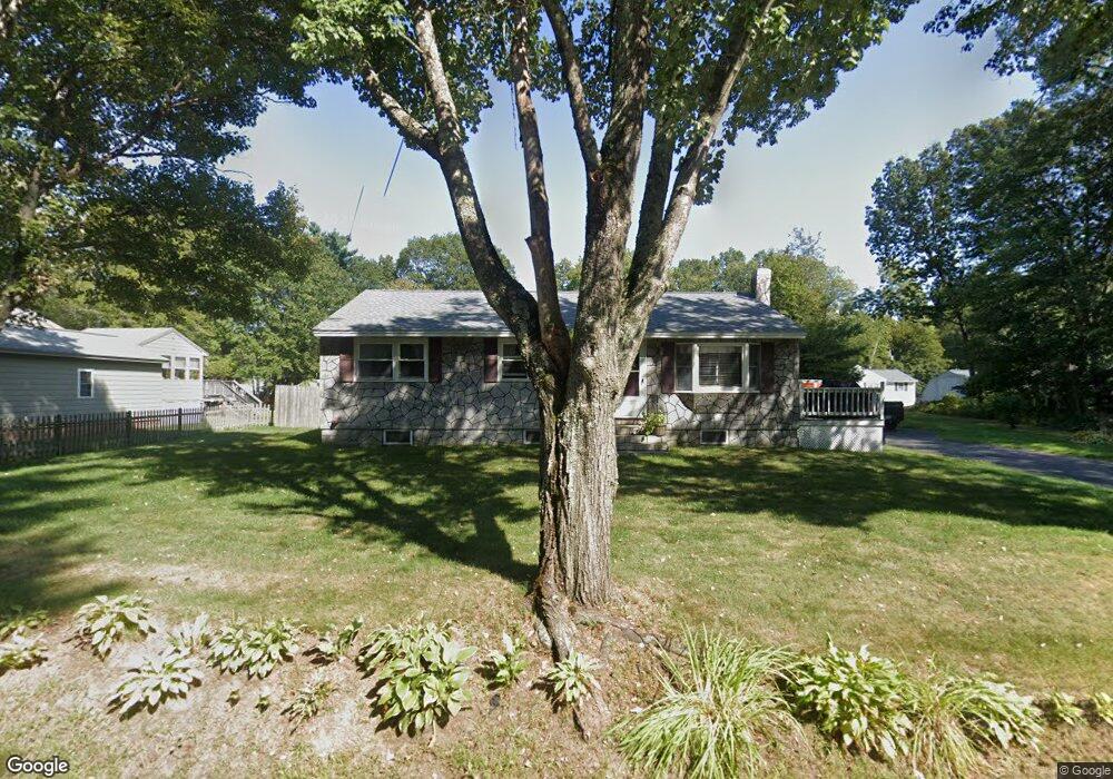 112 Turkey Hill Rd, Merrimack, NH 03054 - photo 1