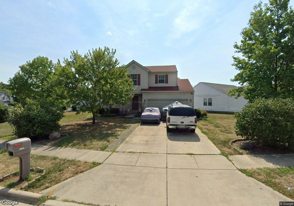 4685 Harbinger Cir W, Columbus, OH 43213 - photo 1