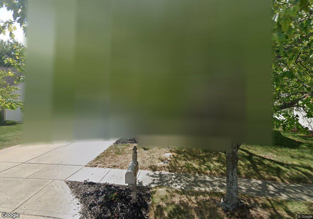 10018 Ashbury Cir, Fishers, IN 46037 - photo 1