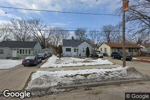 910 Illinois Ave, Elgin, IL 60120