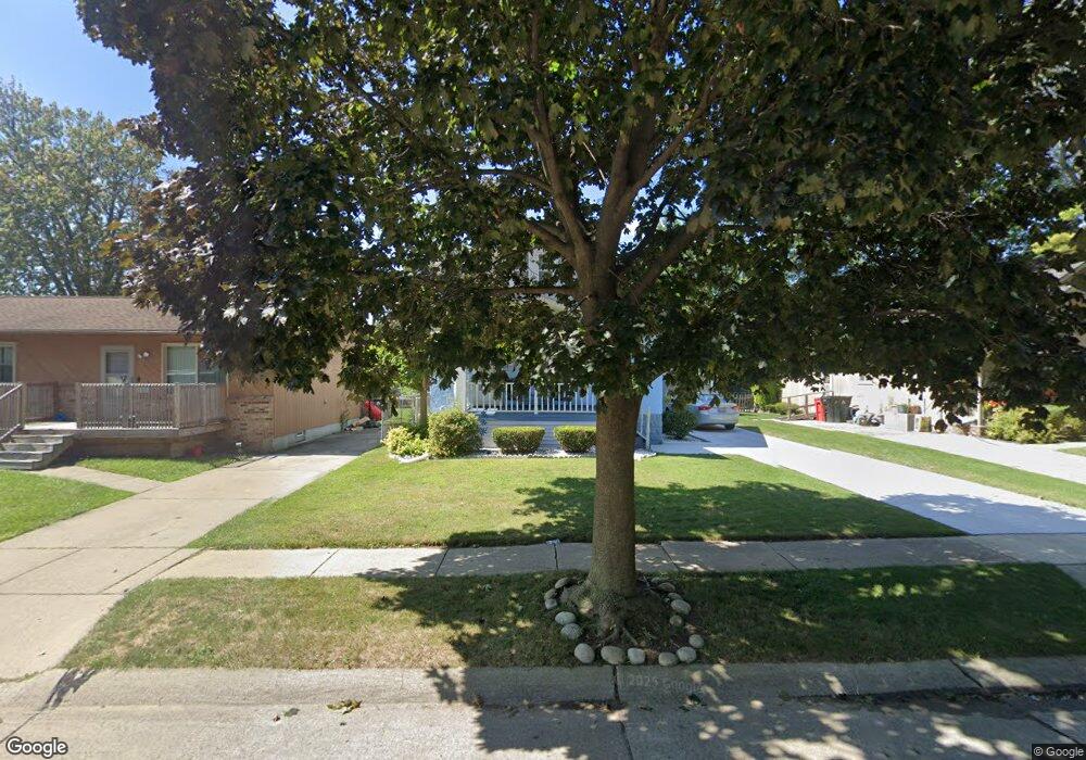 26545 Oakland St, Roseville, MI 48066 - photo 1