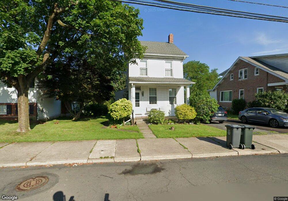 136 S 11th St, Quakertown, PA 18951 - photo 1