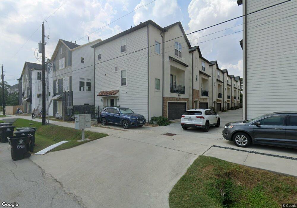 876 Wakefield Dr unit C, Houston, TX 77018 - photo 1