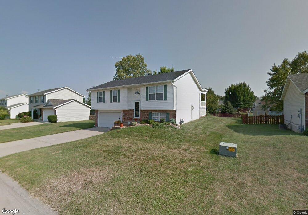 2313 Westchester Dr, Maryville, IL 62062 - photo 1