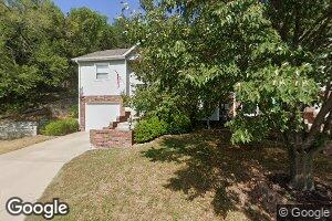 1006 Connecticut Ave, Manhattan, KS 66502
