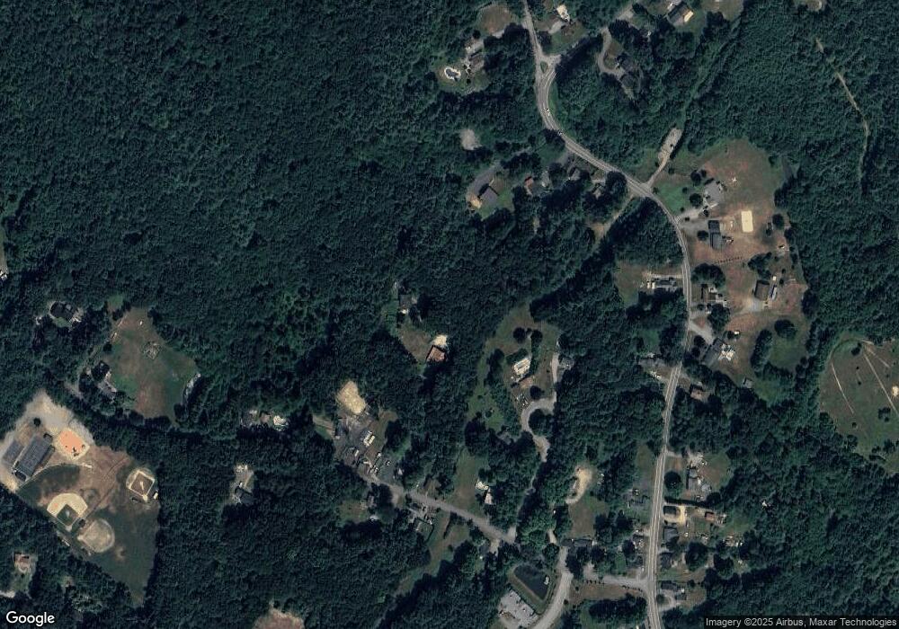 68 N Main St, Newton, NH 03858 - photo 1