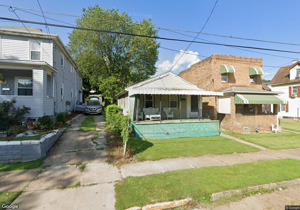 533 Penn Ave, Midland, PA 15059 - photo 1