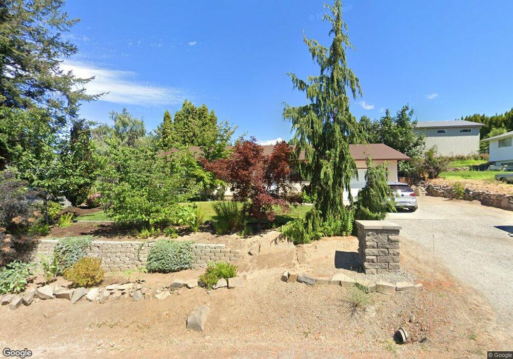 1803 8th St NE, East Wenatchee, WA 98802 - photo 1