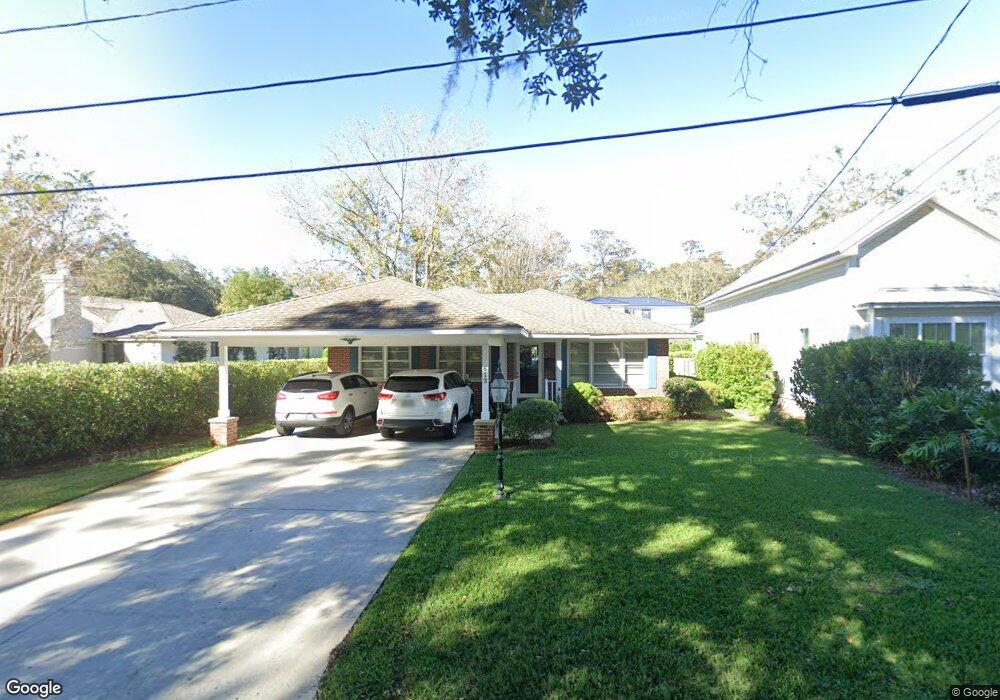 613 Oak St, Saint Simons Island, GA 31522 - photo 1