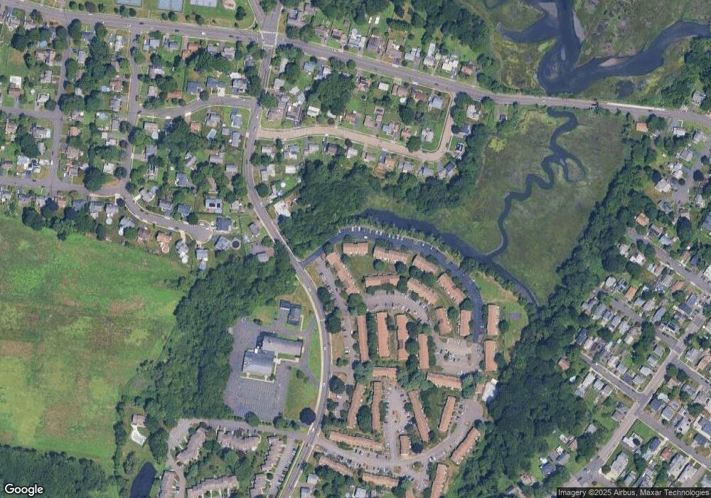 70 Greenwich Way, Milford, CT 06460 - photo 1