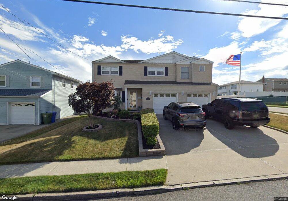 707 Franklin Dr, Perth Amboy, NJ 08861 - photo 1