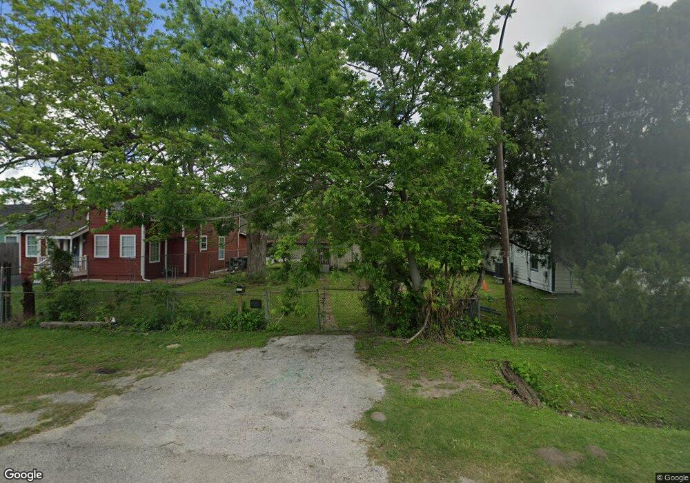 1193 Norham St, Houston, TX 77022 - photo 1