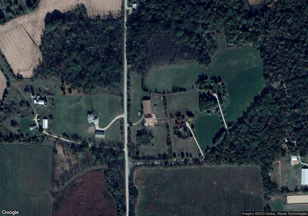 N8621 Freidig Rd, Brooklyn, WI 53521 - photo 1