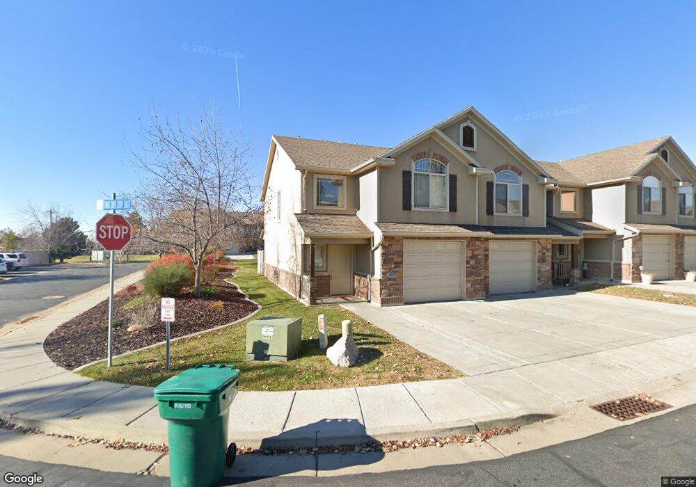 2037 Evans Cove Loop unit 68, Layton, UT 84041 - photo 1