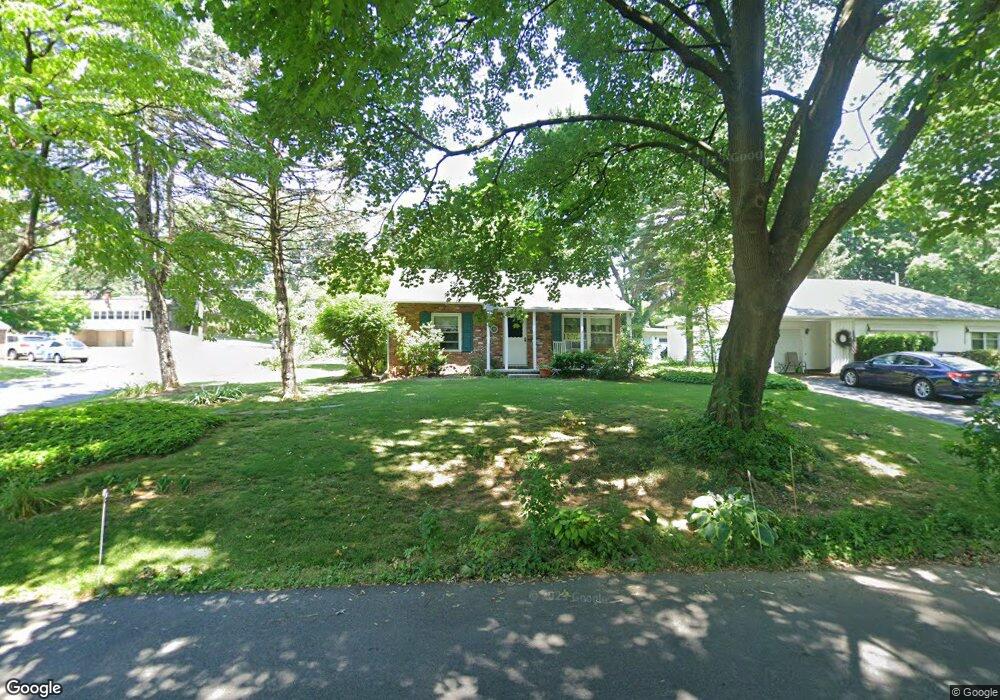 3229 Cambridge Cir, Allentown, PA 18104 - photo 1